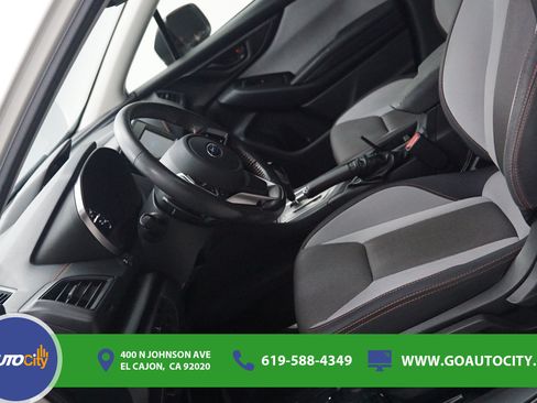 Used 2020 Subaru Crosstrek 2.0i Premium w/ Moonroof Package 1 AWD/4WD image 9