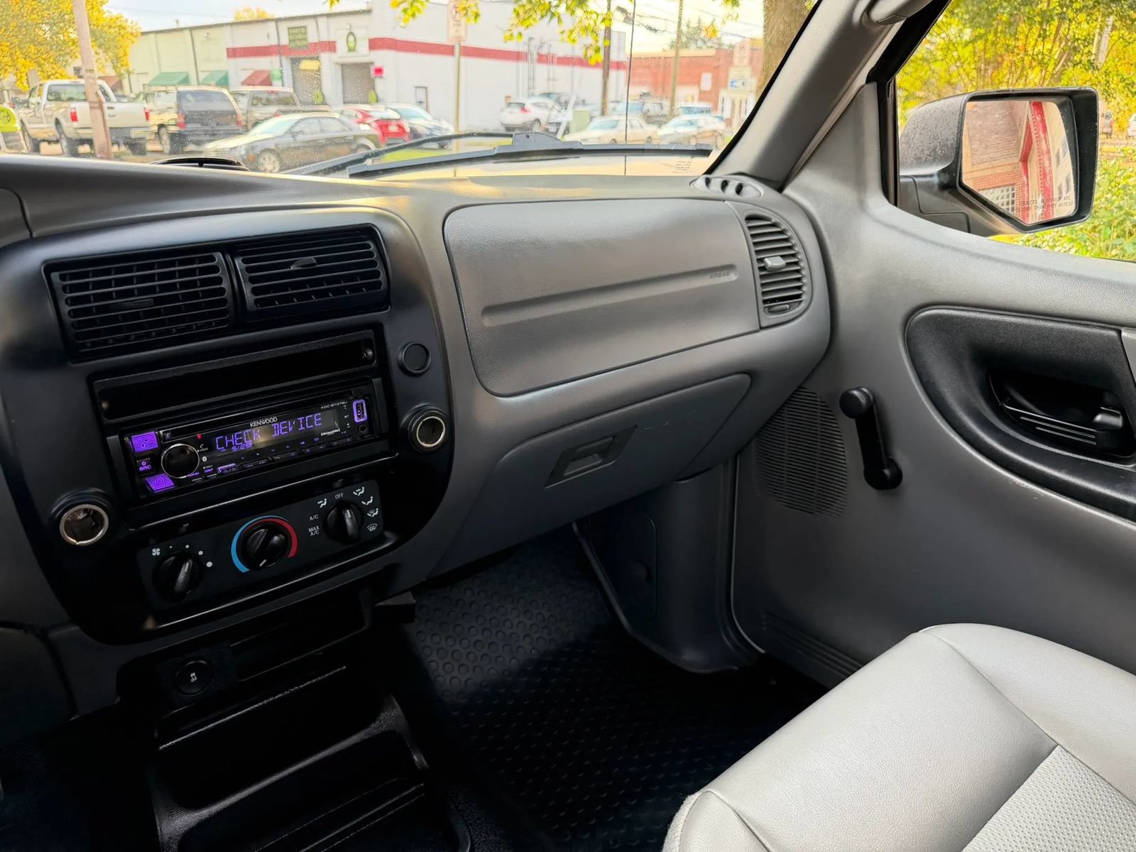 Used 2011 Ford Ranger XL RWD image 16