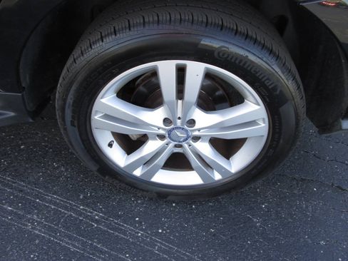 Used 2015 Mercedes-Benz ML 350 4MATIC image 32