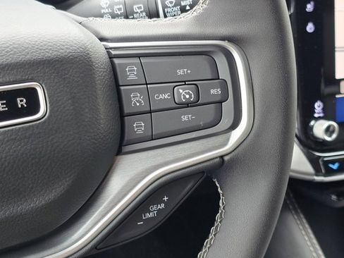 New 2025 Jeep Wagoneer Series III w/ Quick Order Package 25C Super image 23