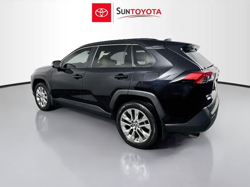 Used 2025 Toyota RAV4 XLE Premium FWD image 6