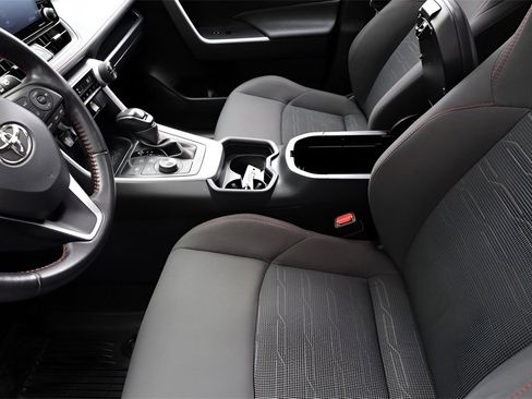 Certified 2021 Toyota RAV4 SE w/ Weather & Moonroof Package image 36