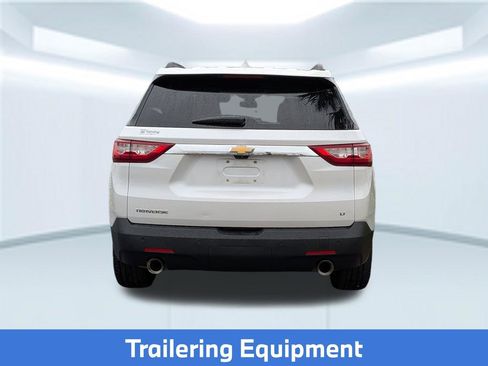 Used 2019 Chevrolet Traverse LT w/ LT Premium Package FWD image 5