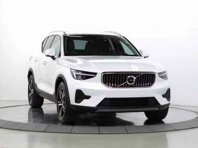Certified 2025 Volvo XC40 B5 Core