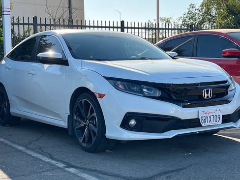 Used 2020 Honda Civic Sport image 2