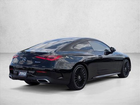 Used 2024 Mercedes-Benz CLE 300 4MATIC Coupe image 5