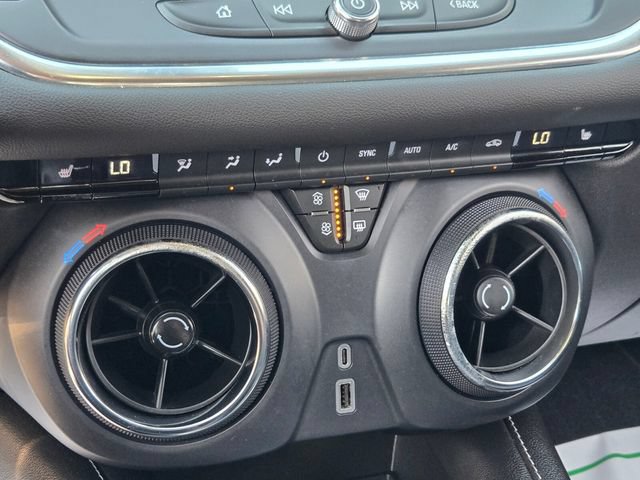 Used 2025 Chevrolet Blazer LT AWD/4WD image 28
