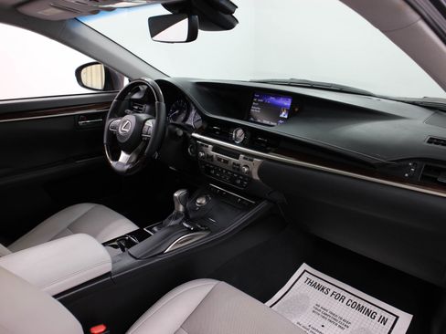 Used 2017 Lexus ES 350 image 33