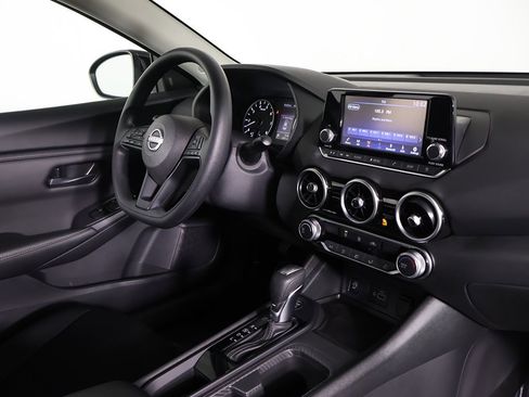 Used 2024 Nissan Sentra S image 21