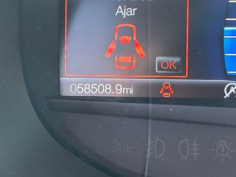 Used 2023 Ford Edge SEL image 39