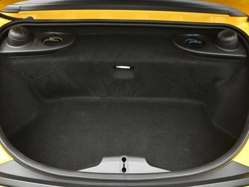 Certified 2023 Porsche 718 Boxster RWD image 24
