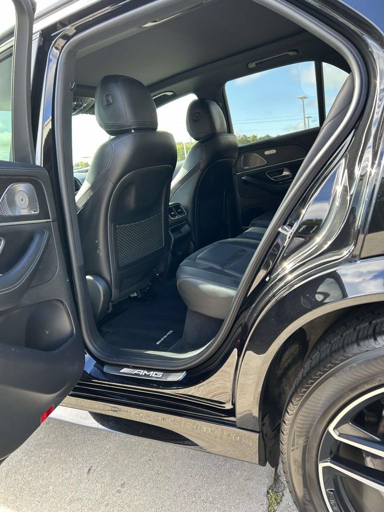 Used 2023 Mercedes-Benz GLE 53 AMG 4MATIC image 14