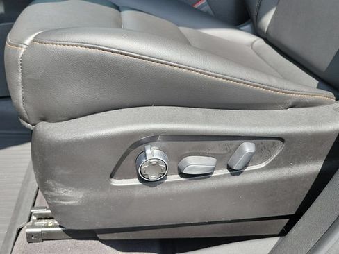 Used 2019 Cadillac XT4 Sport w/ Enhanced Visibility Package AWD/4WD image 22