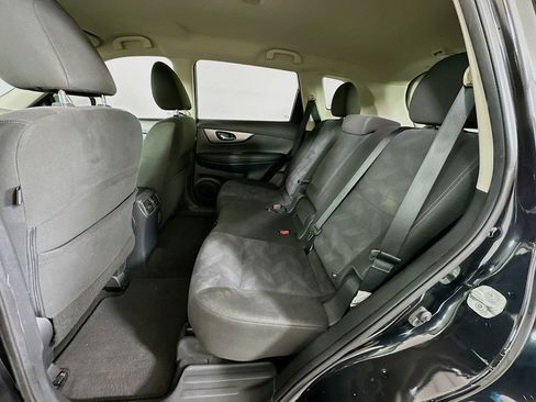 Used 2016 Nissan Rogue SV FWD image 23