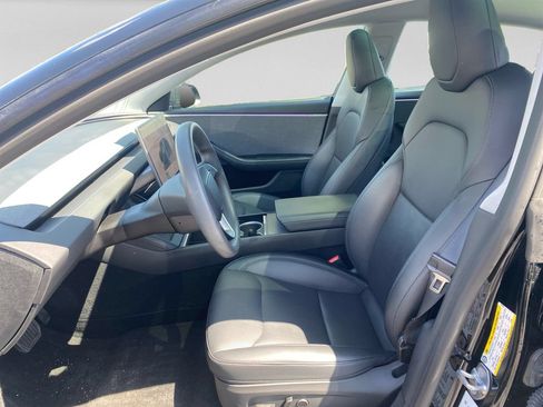 Used 2025 Tesla Model 3 RWD image 19