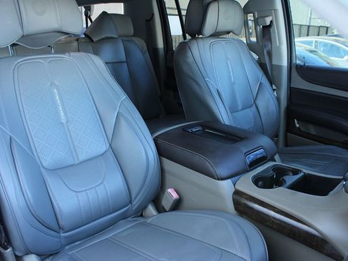 Used 2018 Chevrolet Suburban LS w/ All-Season Package image 25