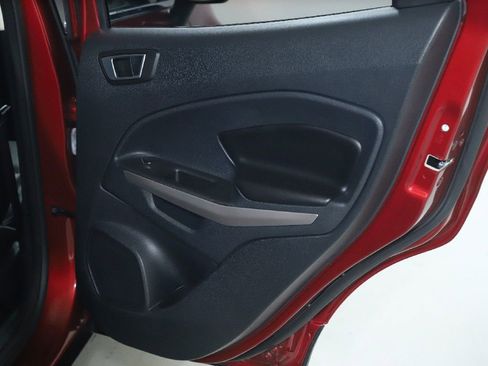 Used 2020 Ford EcoSport Titanium image 30