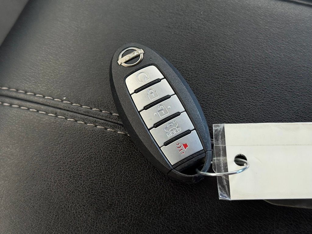 Used 2025 Nissan Altima 2.5 SV FWD image 33