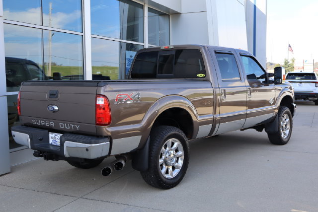 Used 2015 Ford F350 Lariat w/ Lariat Interior Package AWD/4WD image 3