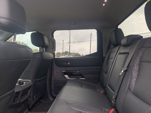 Used 2024 Toyota Tundra Limited image 33