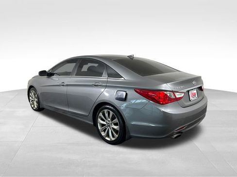 Used 2013 Hyundai Sonata SE image 4