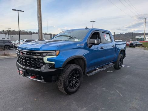 Used 2022 Chevrolet Silverado 1500 ZR2 w/ Technology Package AWD/4WD image 8