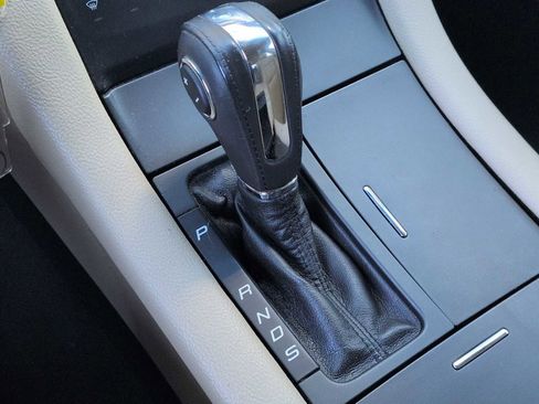 Used 2014 Ford Taurus SEL w/ Equipment Group 201A image 29