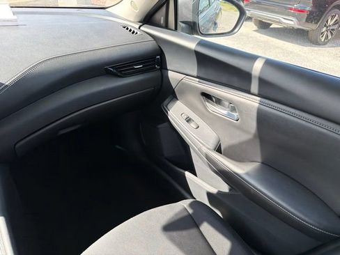 Used 2024 Nissan Sentra SV FWD image 50