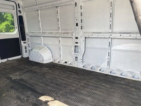 Used 2023 RAM ProMaster 2500 FWD image 8