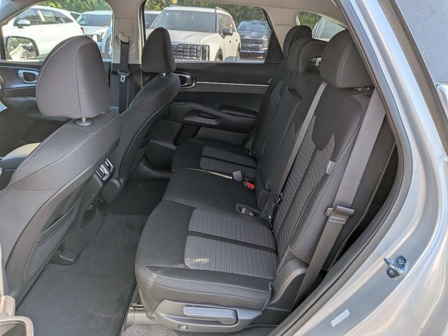 New 2026 Kia Sorento LX FWD image 16