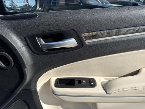 Certified 2023 Chrysler 300 Touring L w/ Popular Equipment Group image 15