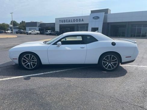 Used 2023 Dodge Challenger GT w/ Plus Package RWD image 8