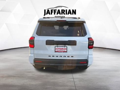 New 2025 Toyota 4Runner TRD Off-Road Premium image 4