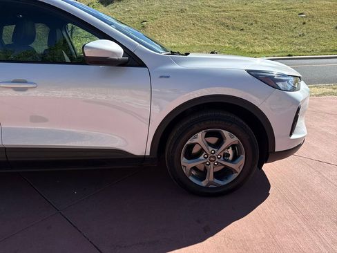 Certified 2025 Ford Escape ST-Line Select AWD/4WD image 31