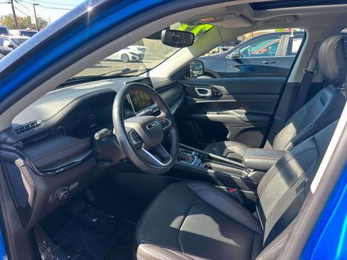 Used 2022 Jeep Compass Trailhawk w/ Trailhawk Elite Group image 14