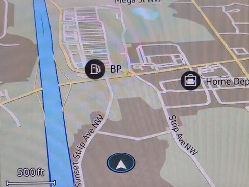 Used 2022 Volkswagen Atlas Cross Sport SEL R-Line image 13