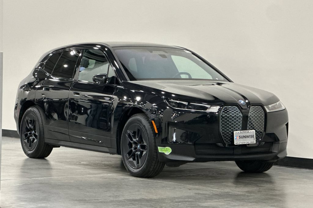 Certified 2024 BMW iX xDrive50 AWD/4WD image 2