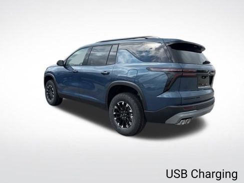 New 2026 Chevrolet Traverse Z71 image 3