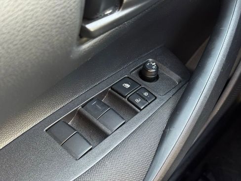 Certified 2025 Toyota Corolla LE image 33