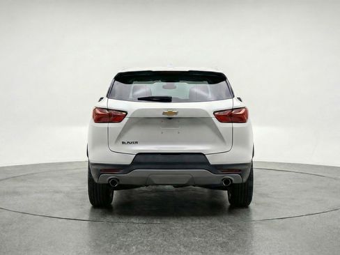 Used 2025 Chevrolet Blazer LT FWD image 7
