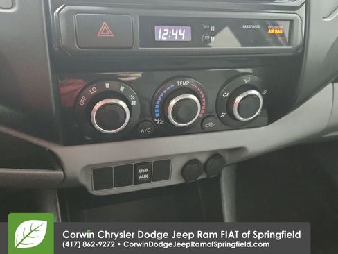 Used 2014 Toyota Tacoma PreRunner image 25