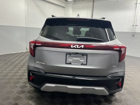 Certified 2024 Kia Seltos S image 6