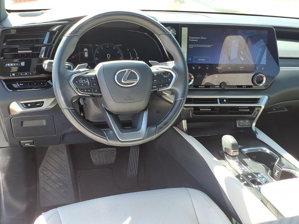 Used 2023 Lexus RX 350 Premium w/ Accessory Package AWD/4WD image 17