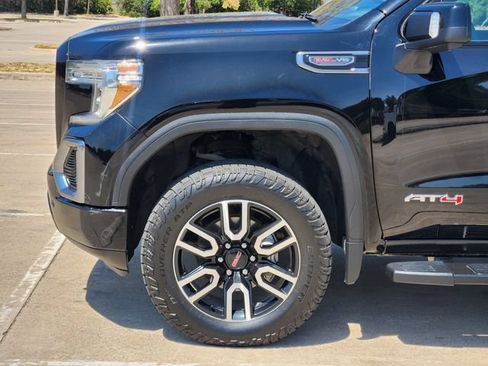 Used 2020 GMC Sierra 1500 AT4 w/ AT4 Premium Package AWD/4WD image 8