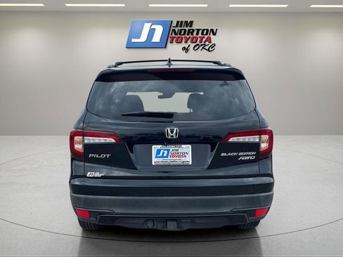 Used 2021 Honda Pilot Black Edition image 6