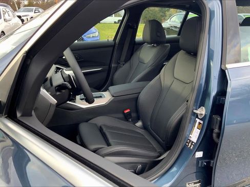 New 2025 BMW 330i xDrive Sedan w/ Premium Package image 9