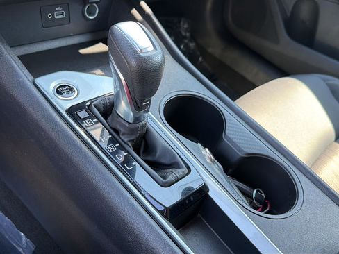Used 2024 Nissan Altima 2.5 S FWD image 27