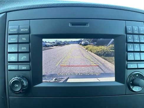 Used 2018 Mercedes-Benz Metris image 30