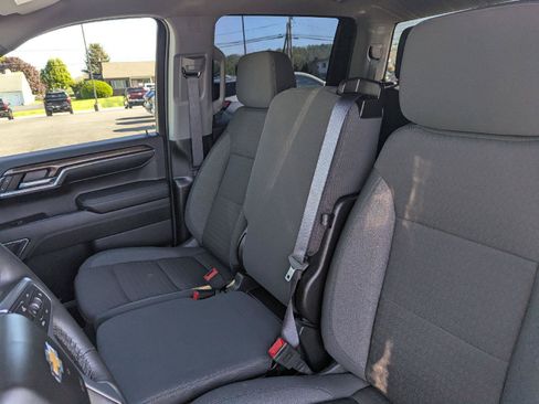 Used 2024 Chevrolet Silverado 1500 LT AWD/4WD image 27