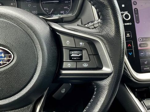 Used 2021 Subaru Outback Limited image 19